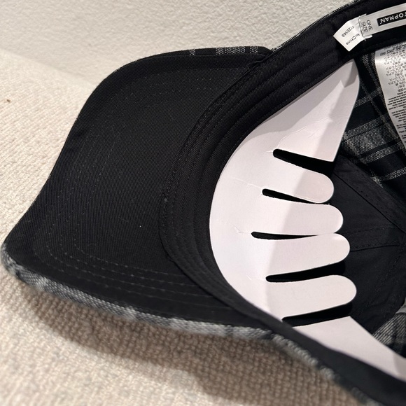 TOPMAN Cap - Picture 5 of 8